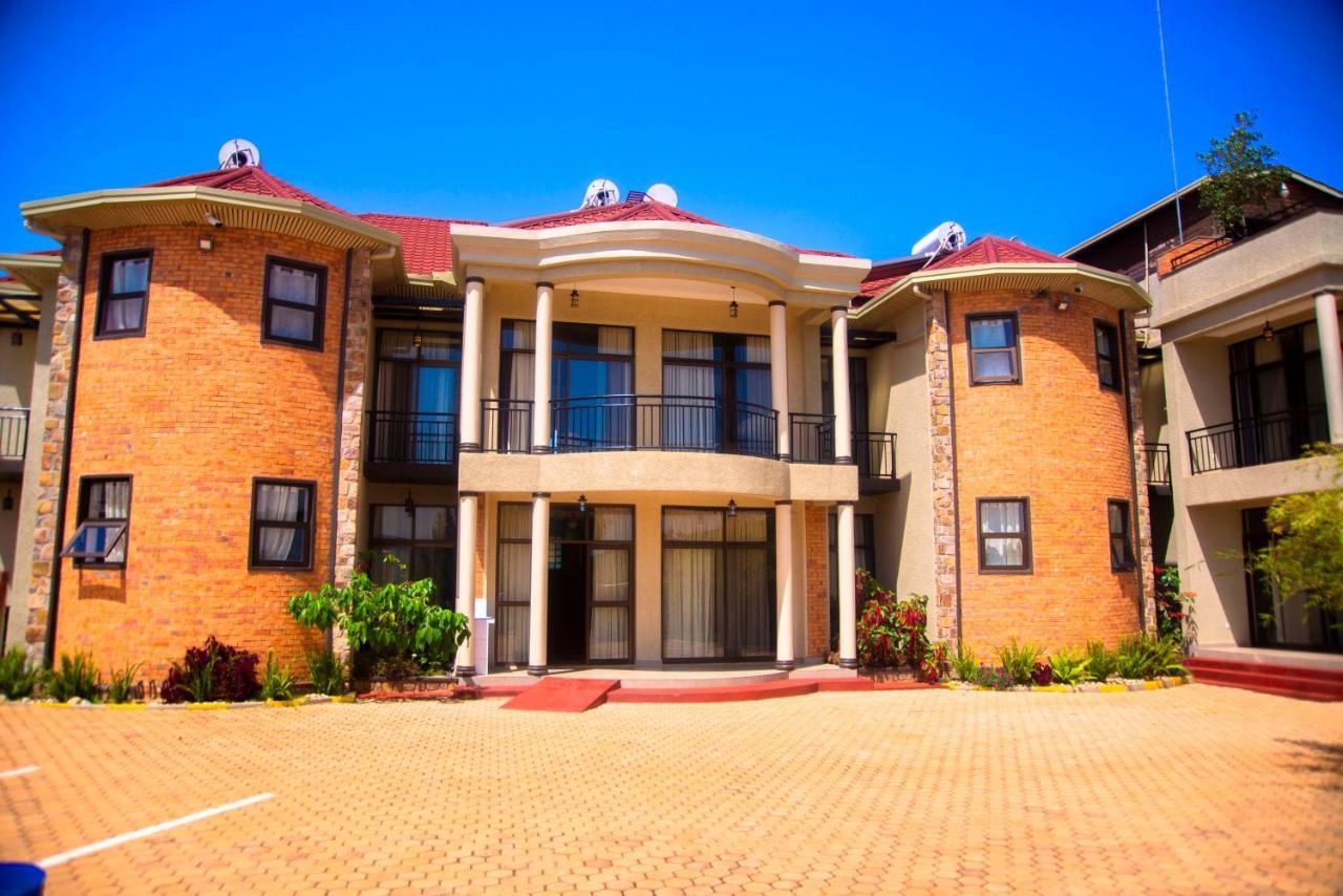 Quality Inn Hotel Kigali Exterior photo