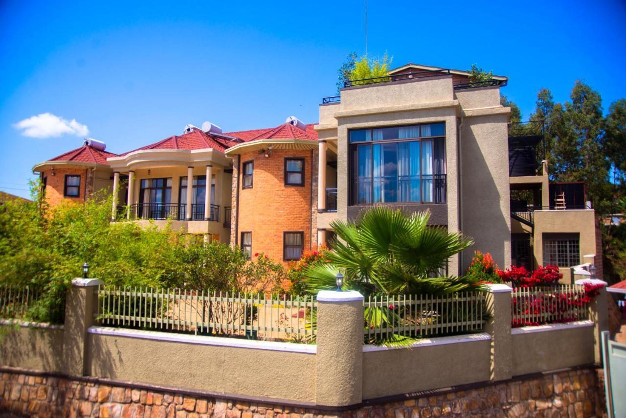 Quality Inn Hotel Kigali Exterior photo