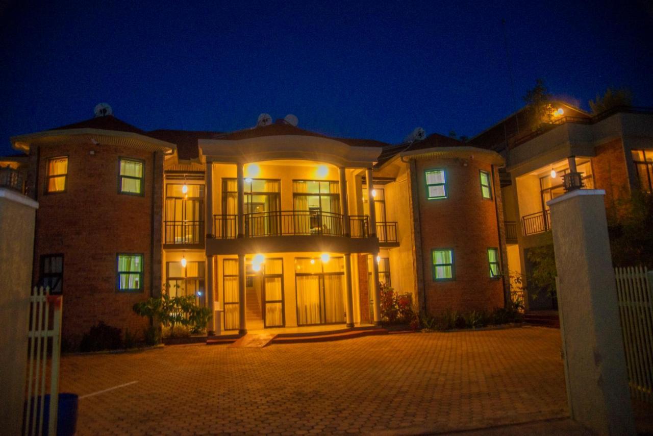 Quality Inn Hotel Kigali Exterior photo